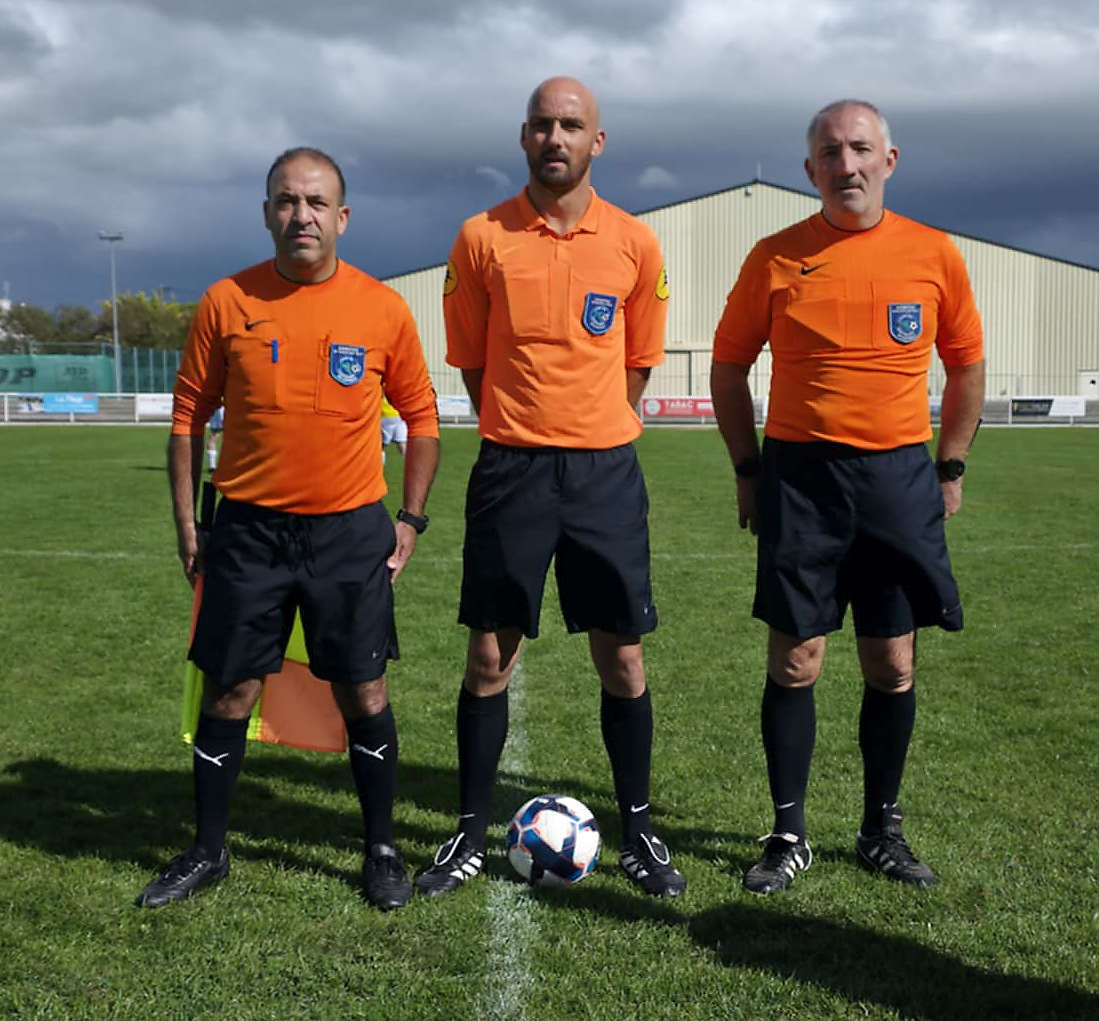 Le trio arbitral du match de R3