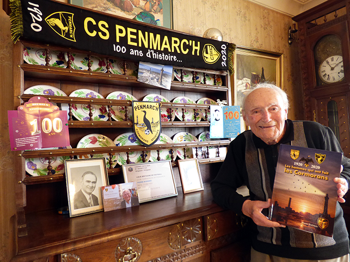 Pierre Boënnec doyen du club et aussi de la commune de Penmarch