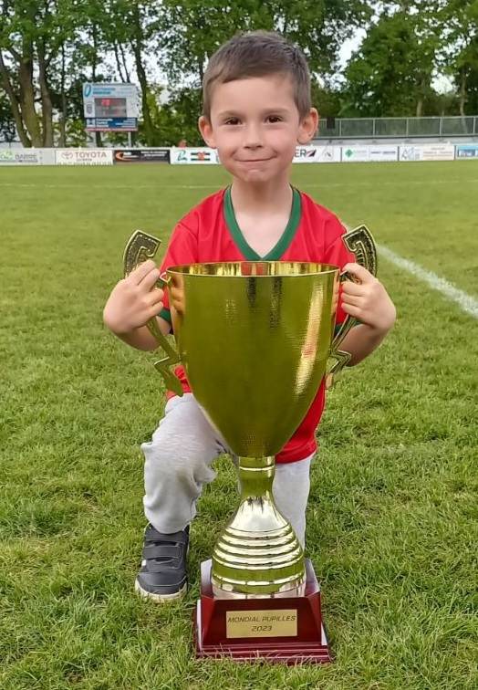 349140101 2820362048100655 1545027147933902525 n